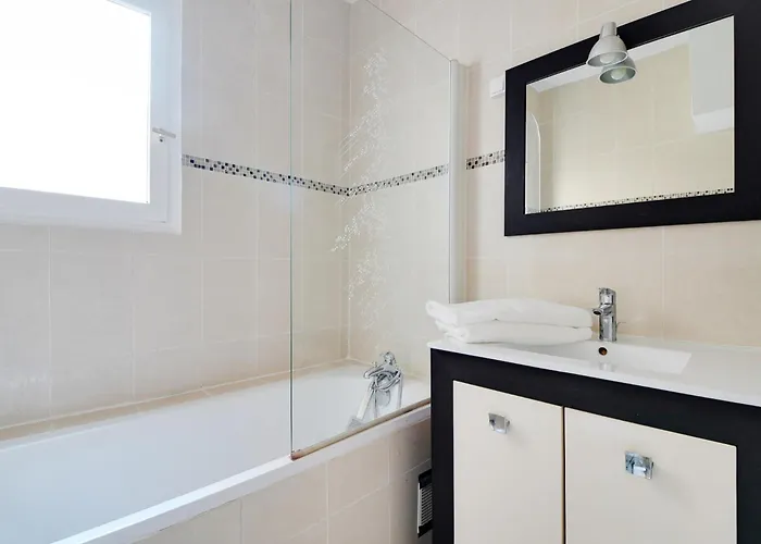 Champs De Mars - Grenelle